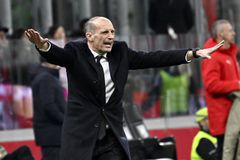 Επίθεση Αλέγκρι σε Φάμπρεγκας: «Είσαι ένας μ@...ς που μόλις άρχισε να προπονεί»