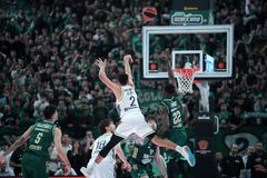 Η Φενέρμπαχτσε έκανε… μπλουζάκι το buzzer beater του Μπόλντουιν κόντρα στον Παναθηναϊκό