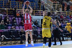 Πρόκριση για τον Ολυμπιακό με τρίποντη εκτέλεση!