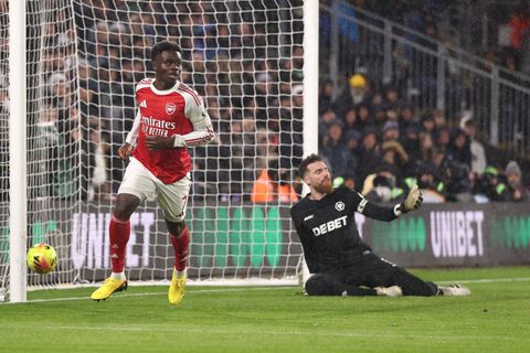 Ο Σάκα «έδεσε» στην Άρσεναλ με νέο πολυετές συμβόλαιο