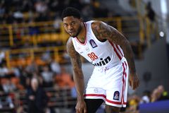 Ο Ολυμπιακός «καίγεται» για την επιστροφή του Τζόουνς - Τι ισχύει με τους σέντερ ενόψει τελικού αν απουσιάσει ο Ταϊρίκ