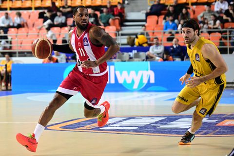 Μόρις: «Nα δώσουμε σε όλους αυτό που περιμένουν, είμαι ενθουσιασμένος και έτοιμος» (vid)