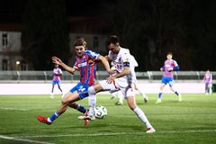 Ζρίνσκι και Κρίσταλ Πάλας κόλλησαν στο 1-1 - Νίκη της Νόα με 1-0 επί της Άλκμααρ