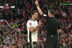 Ποινή οκτώ αγωνιστικών στον Μίτροβιτς για την βίαιη απώθηση του διαιτητή της αναμέτρησης με την Μάντσεστερ Γιουνάιτεντ