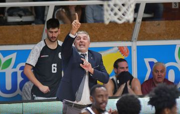 Παραμένει στον Απόλλωνα Πάτρας και τη νέα σεζόν ο Βετούλας