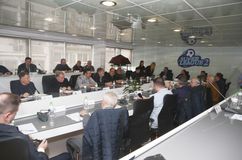 Χαμός στην κλήρωση των playoffs: Έφυγε η ΑΕΛ λόγω ΑΕΚ Β και ανακοίνωσε ότι θα προσφύγει στο Διαιτητικό!