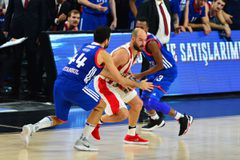 Η «κατάρα» συνεχίζεται: 2.279 μέρες χωρίς εκτός έδρας νίκη επί της Έφες ο Ολυμπιακός