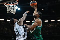 Νίκησε και έμεινε... ζωντανή για Play-In η Ζαλγκίρις