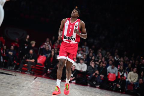 Εκτός με Μπασκόνια ο Νιλικίνα λόγω ενοχλήσεων - Ποιοι επέστρεψαν στη 12αδα του Ολυμπιακού