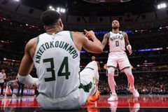 To πρόγραμμα των Μπακς στον πρώτο γύρο των Playoffs - Τι συμβαίνει με τους τραυματισμούς των Αντετοκούνμπο και Λίλαρντ