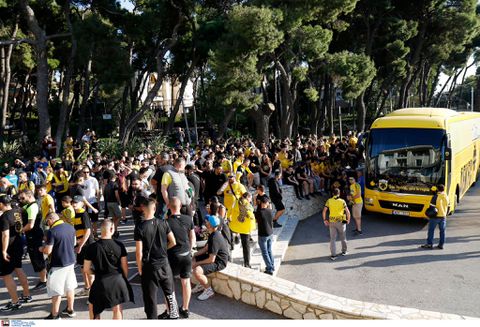 Οι οπαδοί της ΑΕΚ θα είναι παρόντες και στην αναχώρηση της αποστολής για την Θεσσαλονίκη
