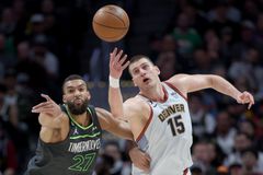 Το ΝΒΑ ανακοινώνει τους φιναλίστ των βραβείων: Ο Γιόκιτς αγγίζει το τρίτο αγαλματάκι, o Ουεμπανιαμά κάτι θα κερδίσει κάτι θα χάσει (vids)