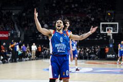 H Αναντολού Εφές δίνει τρία εκατομμύρια το χρόνο στον Λάρκιν για να τον κρατήσει στην Κωνσταντινούπολη