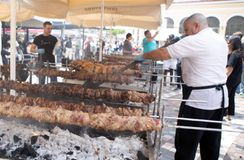 Καιρός: Με υψηλές θερμοκρασίες η Ανάσταση και το ψήσιμο του οβελία - Πού αναμένονται βροχές