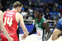 Ο Κέντρικ Ναν και ο Σάσα Βεζένκοφ αποτελούν κεντρικά πρόσωπα στο τρέιλερ της Euroleague για τα playoffs