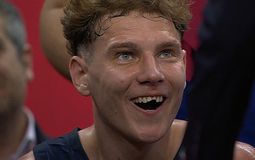 Έσπασε το δόντι του ο Γιοκουμπάιτις