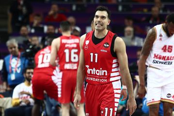 Σλούκας για την ανανέωση του συμβολαίου του: «Αγαπώ τον κόσμο του Ολυμπιακού, αλλά...»