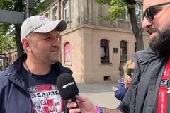 Βρήκαμε οπαδό που έκανε το Πειραιάς-Κάουνας οδικώς: Πόσες μέρες του πήρε και οι στάσεις που έκανε (vid)