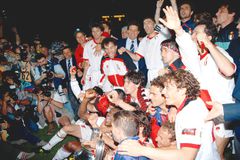 Ο περίφημος τελικός στην Αθήνα και η ιταλική κυριαρχία το 1994 (vids)