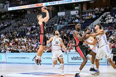 Ολυμπιακός - Ρεάλ Μαδρίτης: Τέταρτη φορά αντιμέτωποι σε τελικό, στο 2-1 οι Μαδριλένοι