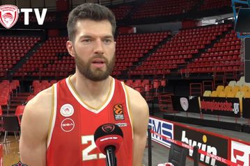 Το δίλημμα στους παίκτες του Ολυμπιακού για την τελευταία επίθεση (vid)