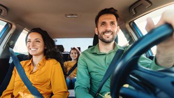 Οικογενειακά Αυτοκίνητα με Χαμηλή Κατανάλωση – Ο Απόλυτος Οδηγός του 2025