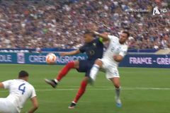 Απείλησε ο Εμπαπέ, σωστό μαρκάρισμα από Μπάλντοκ