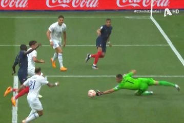 Επικίνδυνο γύρισμα Εμπαπέ, «καθάρισε» ο Τσιμίκας