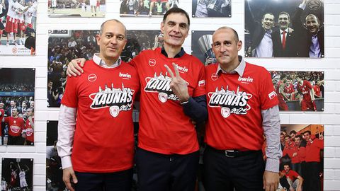 Συναντήθηκαν Αγγελόπουλοι και Μπαρτζώκας