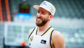 Ο Σέρχιο Ροντρίγκεθ ανακοίνωσε την αποχώρησή του από τα παρκέ