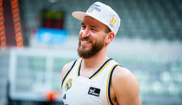 Ο Σέρχιο Ροντρίγκεθ ανακοίνωσε την αποχώρησή του από τα παρκέ