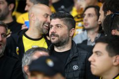 Ξέσπασε ο Σηφάκης: «Ντρέπομαι που είμαι ΟΦΗ, δεν πετάς έτσι έναν άνθρωπο σαν σκουπίδι»