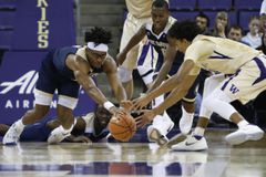 Η απίθανη ιστορία του Μονέκε για τον Σορτς: «Είχε μόλις 9,87 δολάρια στον λογαριασμό του!» (vid)