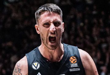 Συγκλονιστική εξομολόγηση Πολονάρα για τη λευχαιμία: «Άρχισα να σκέφτομαι γιατί εγώ; Τι έχω κάνει λάθος;»