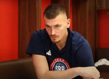 «Σε ευχαριστώ, Σερβία! Σου δίνω ένα νεφρό, δόξα και χαρά, και εσύ μου δίνεις ταπείνωση και θλίψη» - Ο λόγος πίσω από την οργή του Σίμανιτς