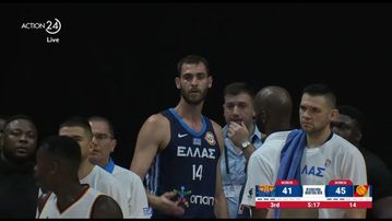 Αλαλούμ στο Ελλάδα - Γερμανία με τα συνεχόμενα σφυρίγματα των διαιτητών (vid)