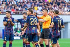 «Χαμός» στην Πογκόν του Κουλούρη, συμπαίκτης του φέρεται να ζήτησε βοήθεια για φαγητό