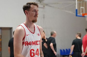 Πρόβλημα με Κουλμπόκα στην Προμετέι, σε αναζήτηση πάουερ φόργουορντ οι Ουκρανοί