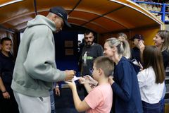 Ο Γιάννης Αντετοκούνμπο στο παιχνίδι Περιστέρι - Άρης