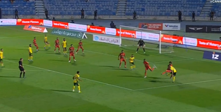 Ο Φορτούνης έδωσε ασίστ με την Αλ Καλίτζ, μέσω VAR ακυρώθηκε γκολ του Μασούρα (vids)