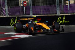 Ο Νόρις στην κορυφή του FP1 του Μπακού