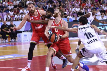 Νίκησε δίχως να εντυπωσιάσει με κορυφαίους Φουρνιέ και Βεζένκοφ