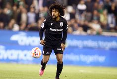 Οι φίλοι του ΠΑΟΚ ακολούθησαν τη νέα ομάδα του Μπίσεσβαρ και εκείνη τους ευχαρίστησε στα ελληνικά