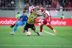 Ποια ήταν τα παράπονα του Ολυμπιακού από τον διαιτητή VAR στο ματς με την ΑΕΚ, που ορίστηκε και στο ντέρμπι με τον Παναθηναϊκό