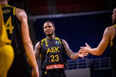 Οι καλύτερες στιγμές του ΜάκΛεμορ με την ΑΕΚ (vids)