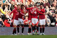 Επιστροφή στις νίκες μετά από έναν μήνα για τη Μάντσεστερ Γιουνάιτεντ - Πέρασε με «τριάρα» από το Λονδίνο η Άστον Βίλα