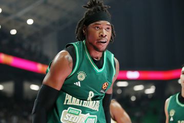 Πλήγμα για τον Παναθηναϊκό: Νοκ άουτ ο Χολμς ενόψει Βίρτους Μπολόνια