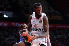 Rotation, σόου Νιλικίνα - Χολ και νίκη του Ολυμπιακού επί του Πανιωνίου