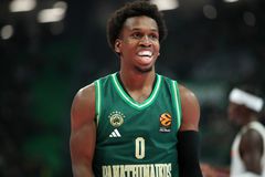 Ο Σορτς έδωσε το σύνθημα για το... triple-crown! (vid)