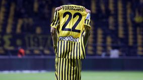 Συγκινητική στιγμή στο Βικελίδης - O Γιαννιώτας πανηγύρισε με την φανέλα του Βοριαζίδη (gallery)